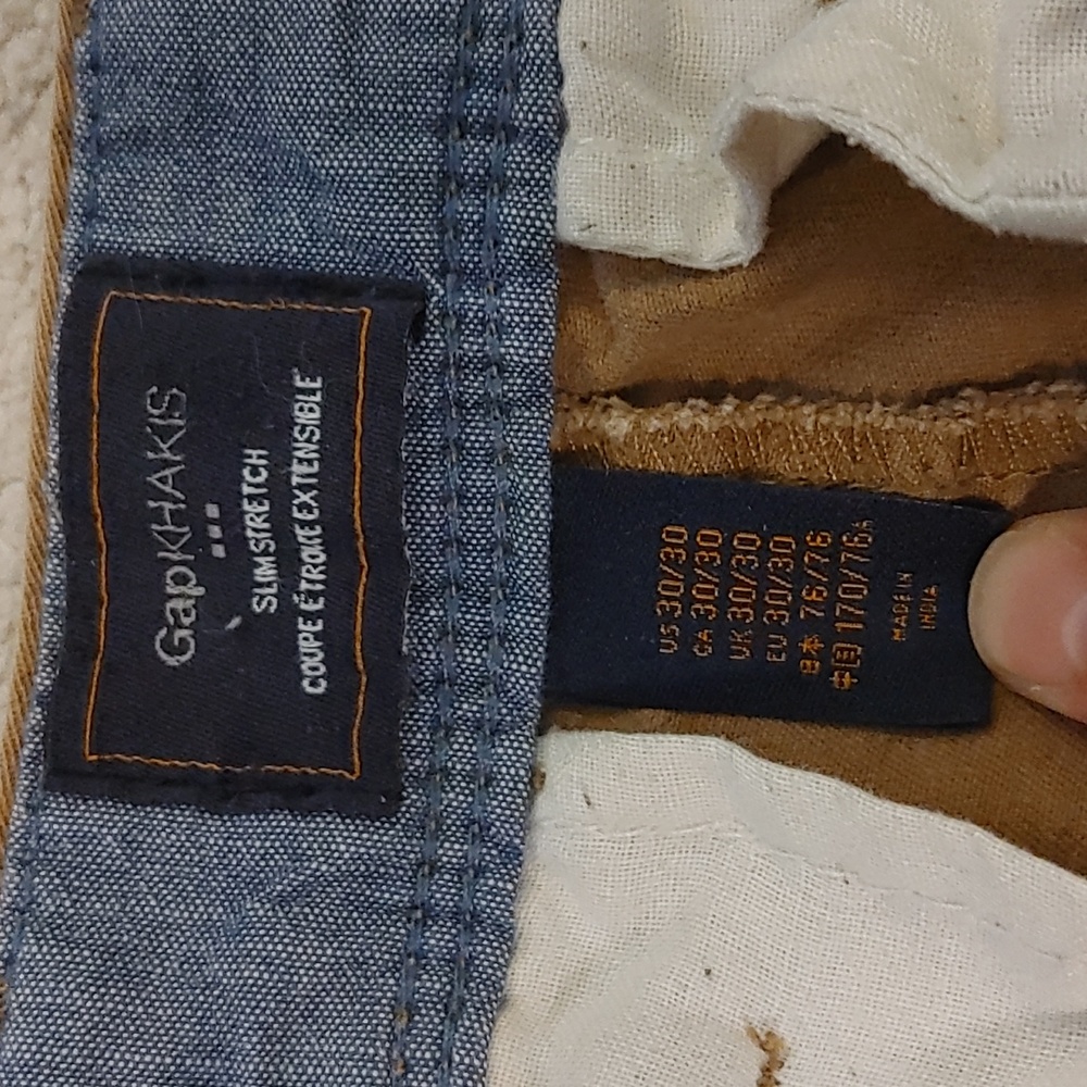 Gap Khakis - Picture 4 of 4
